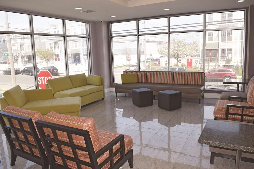 La Quinta Inn & Suites Far Rockaway - Beach Hotel นิวยอร์ก ภายใน รูปภาพ
